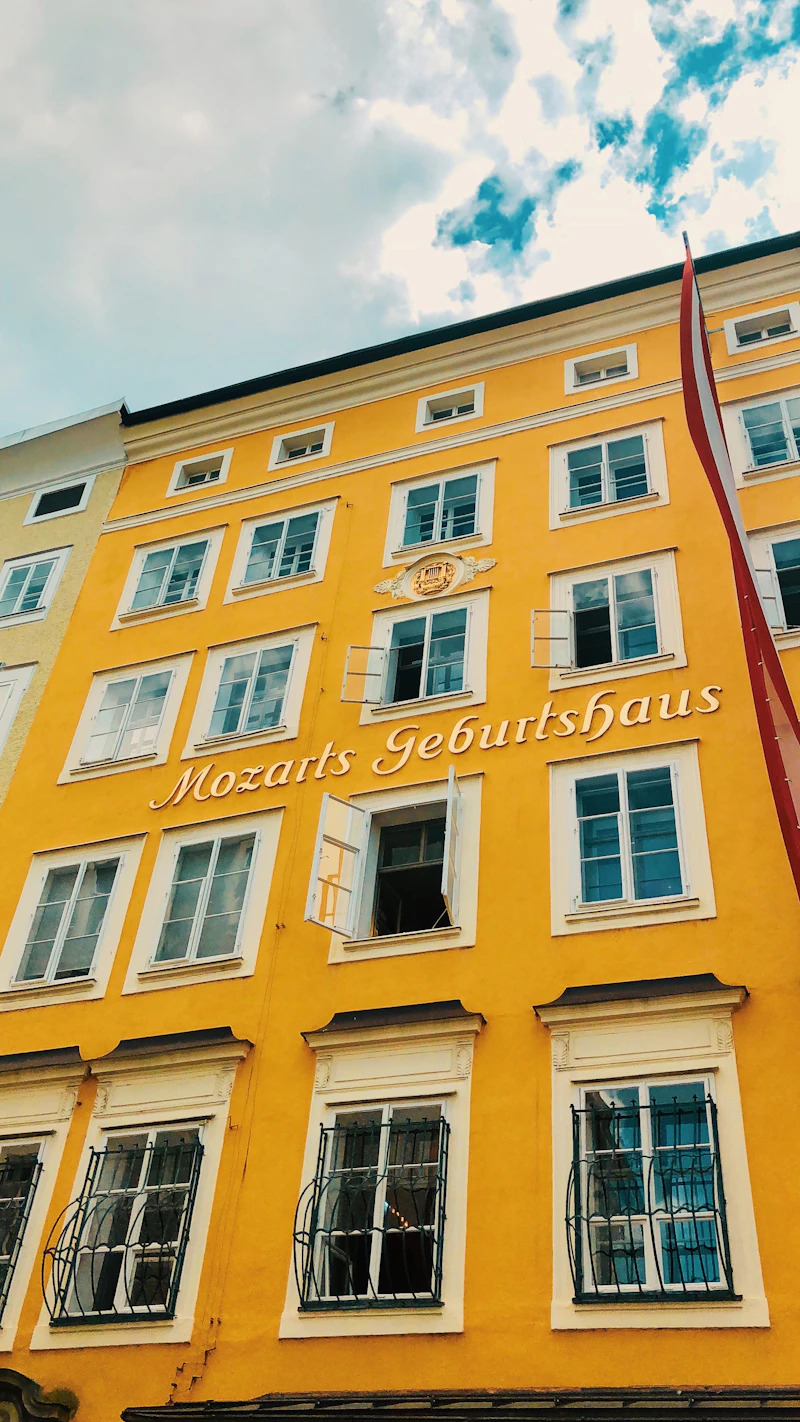 Mozart's Birthplace Guide