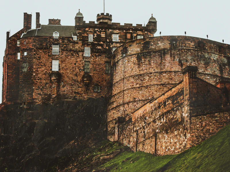 Edinburgh Castle Guide
