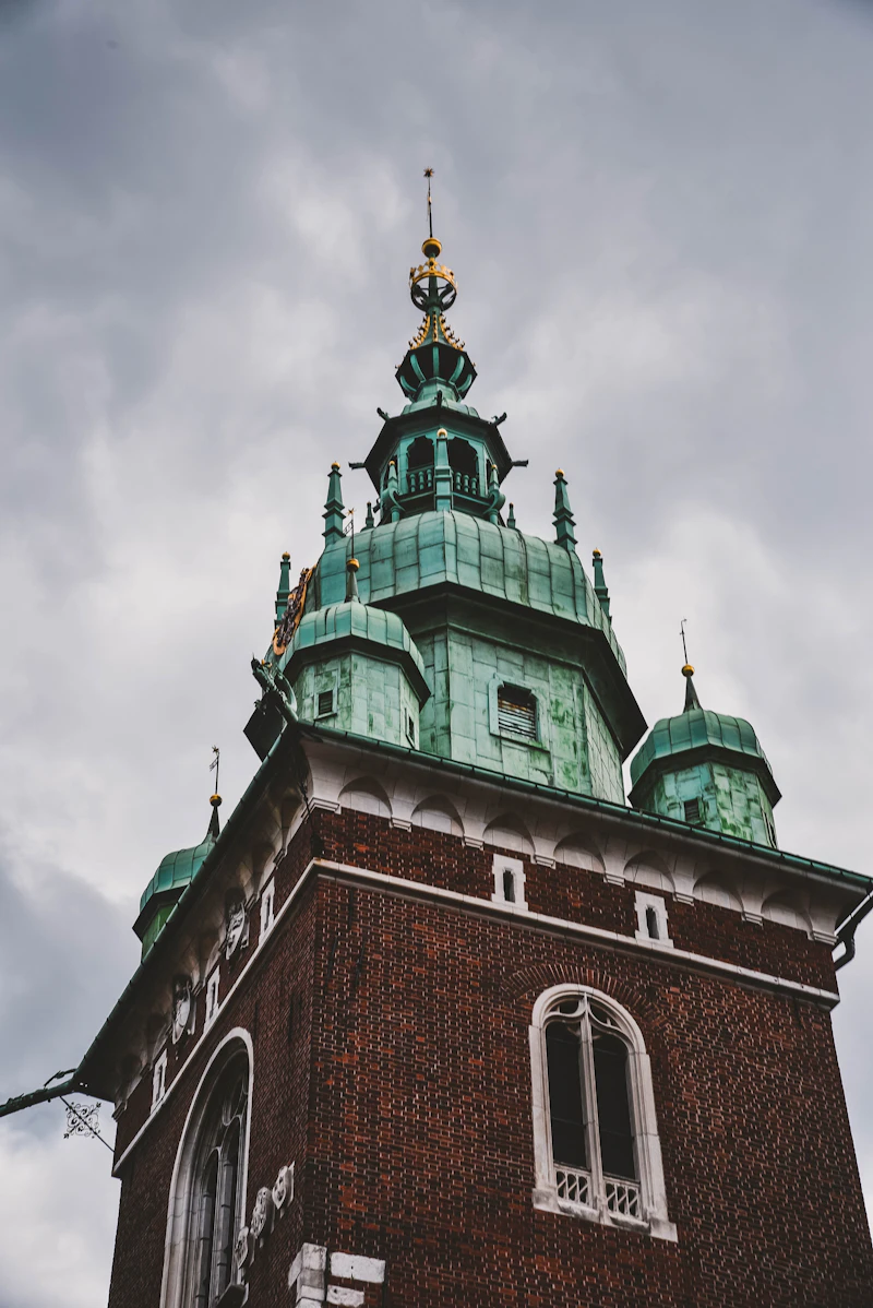 Wawel Royal Castle Guide