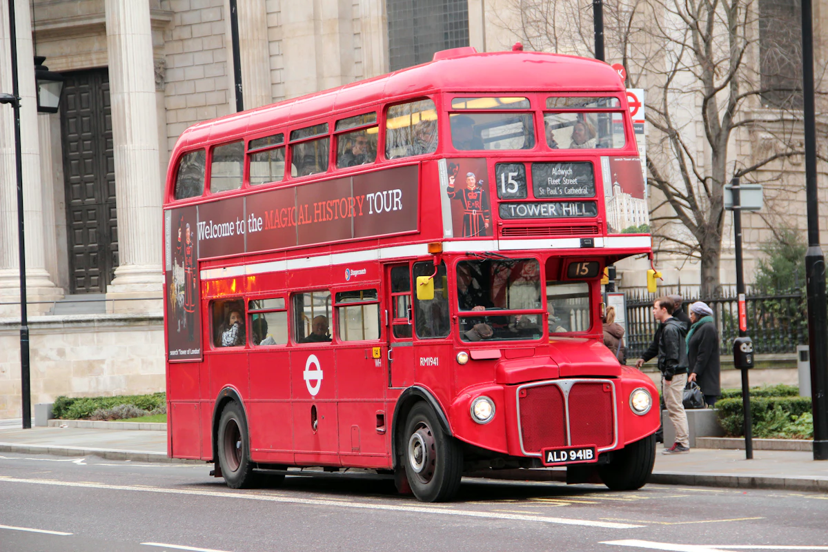 Hop-on-Hop-off Sightseeing Bus