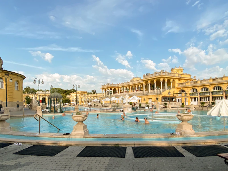 Széchenyi-Heilbad Guide