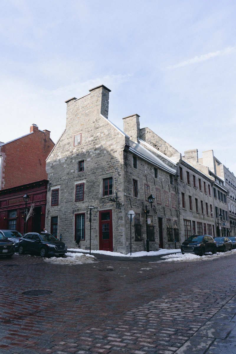 Pointe-à-Callière Museum Guide