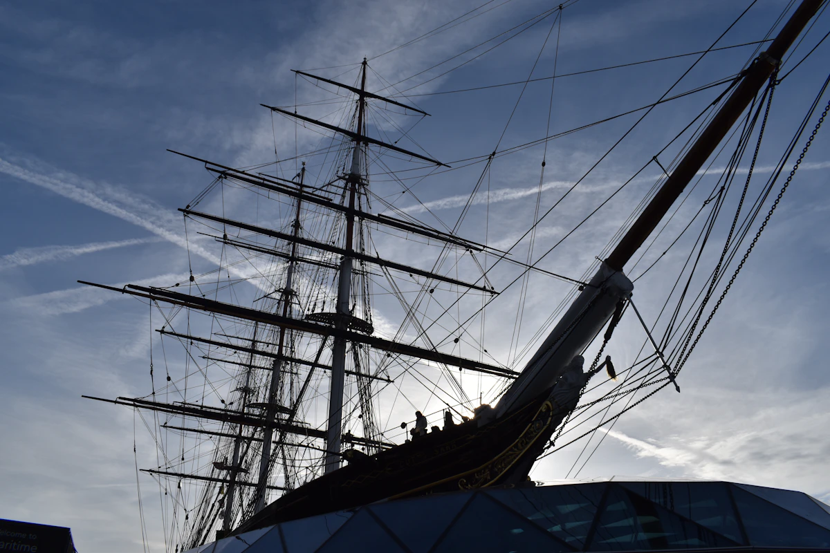 Die Masten und die Takelage eines großen Segelschiffs (repräsentatives Bild, nicht zwingend die tatsächliche Cutty Sark)