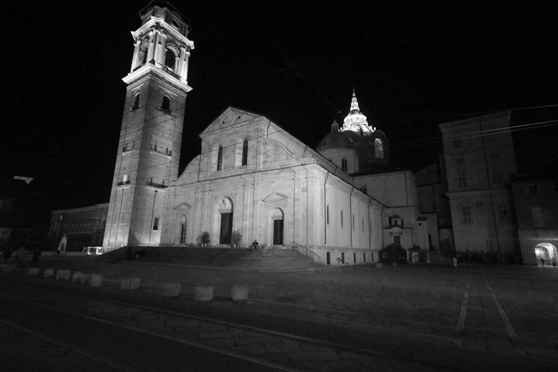 Cappella della Sacra Sindone Guide