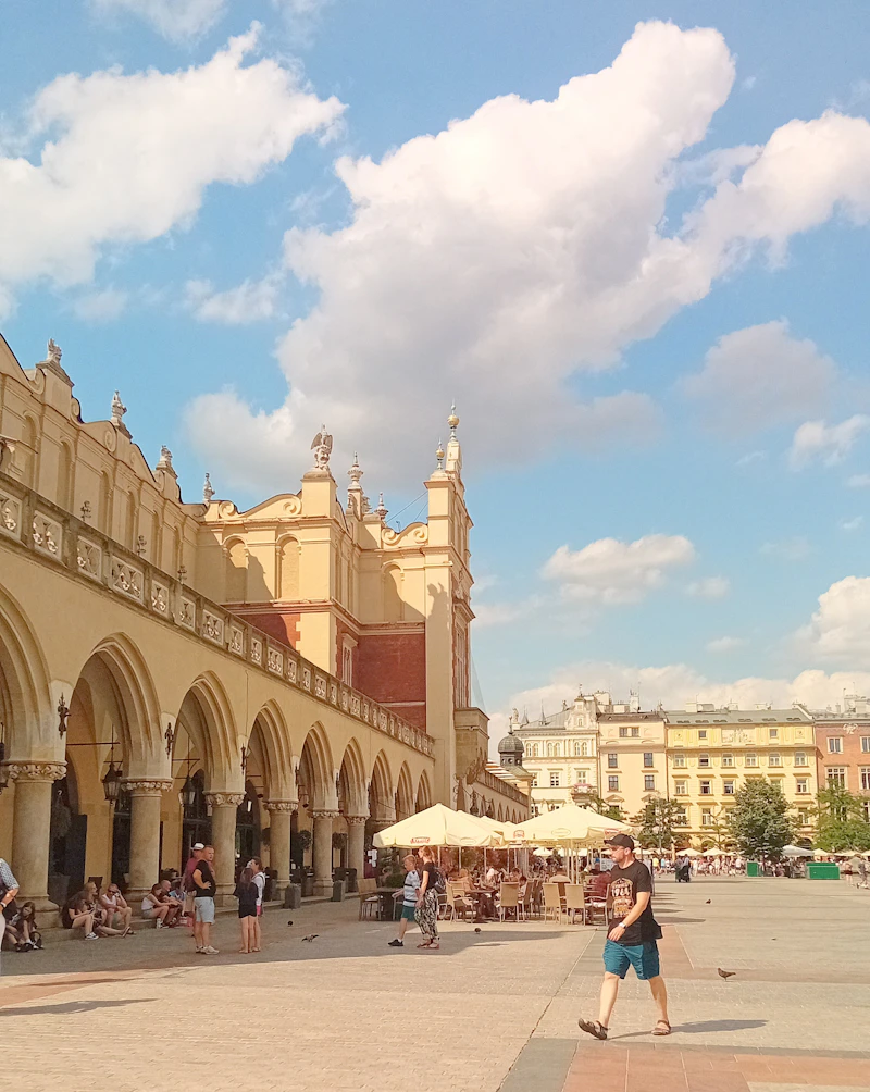 Main Market Square Guide